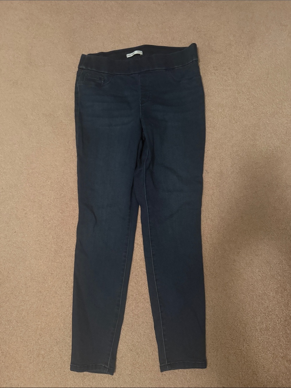 Women’s  Nine West Dark Wash Pull-On Stretch Jeans Super Skinny